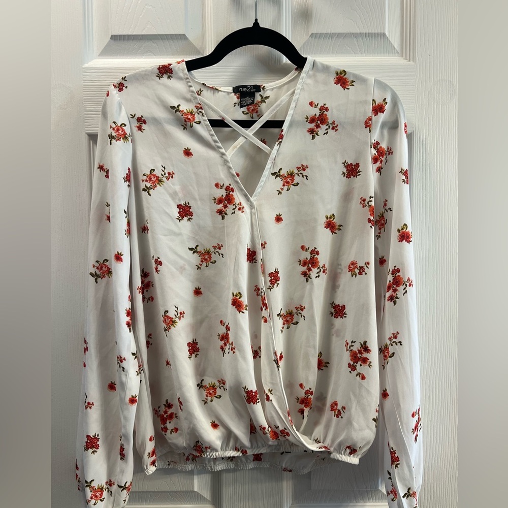 Rue21 White Floral Blouse with Red Accents